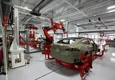 Tesla auto bots - phtot by Steve Jurvetson on Wikimedia
